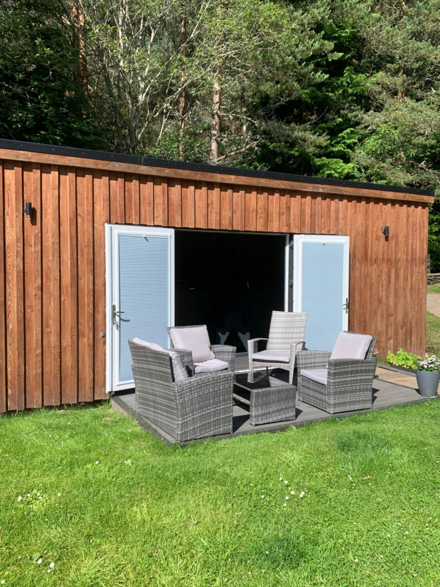 Amazing Cottage With Private Indoor Swim Pool And Hot Tub Grantown-on-Spey Exterior photo
