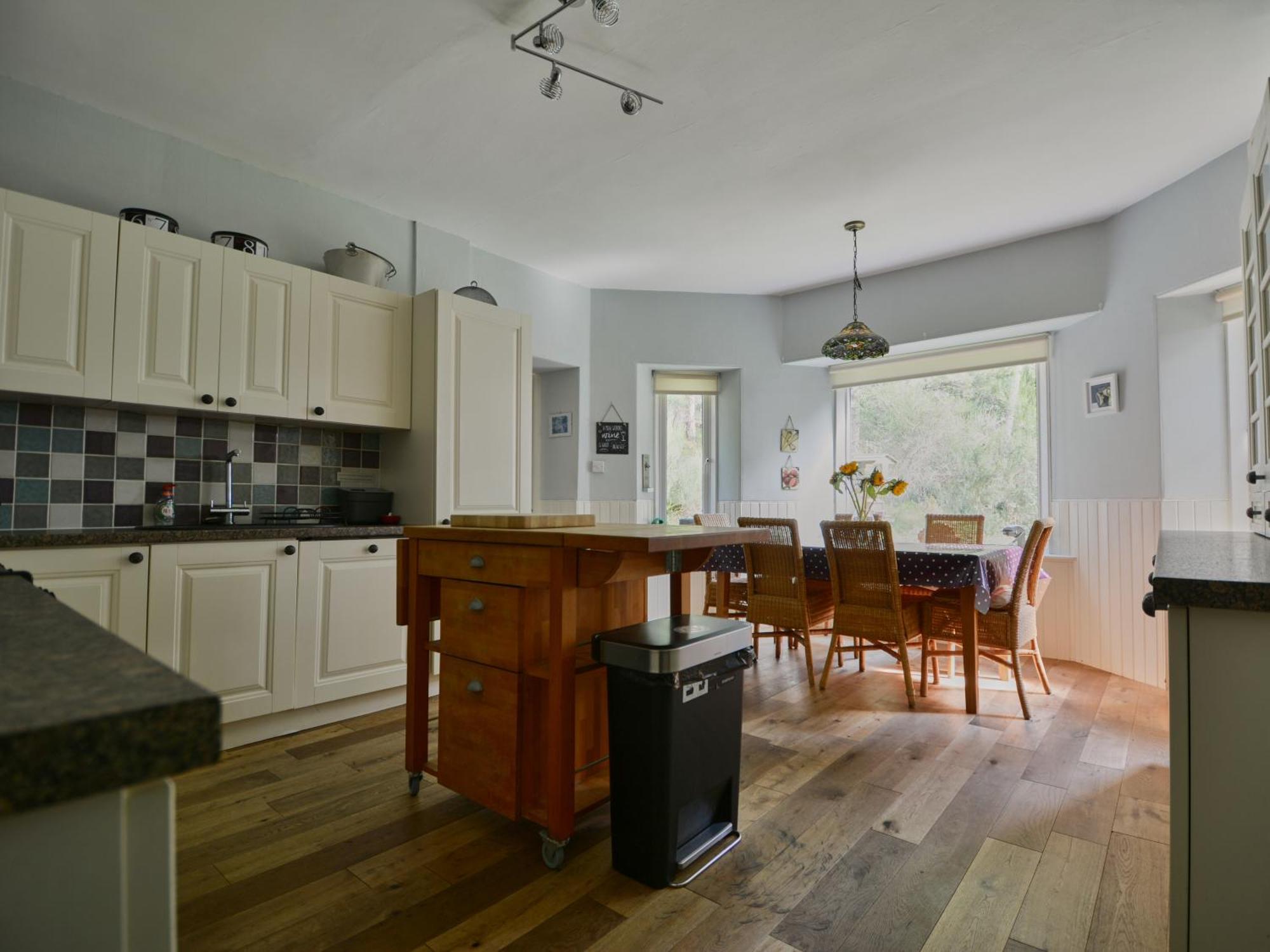 Amazing Cottage With Private Indoor Swim Pool And Hot Tub Grantown-on-Spey Exterior photo